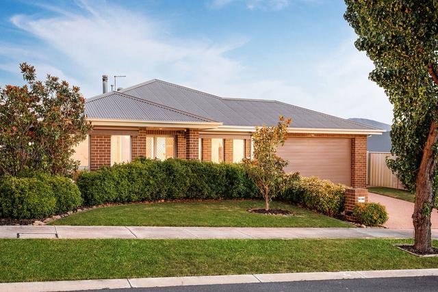 7 Ivers Place, VIC 3691