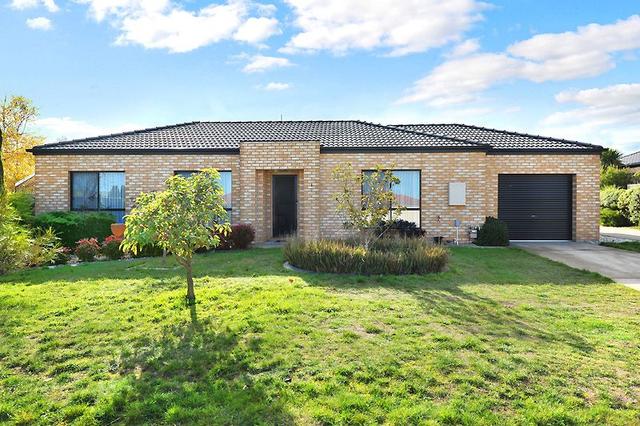 1/34 Menhennet Drive, VIC 3356