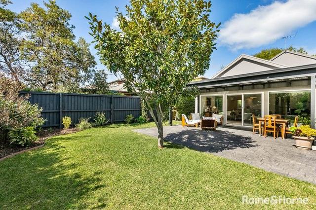 18 Bates Drive, VIC 3016