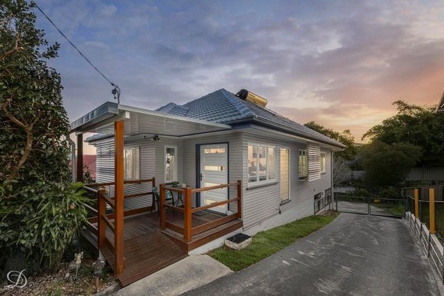 86 Sizer Street, QLD 4053