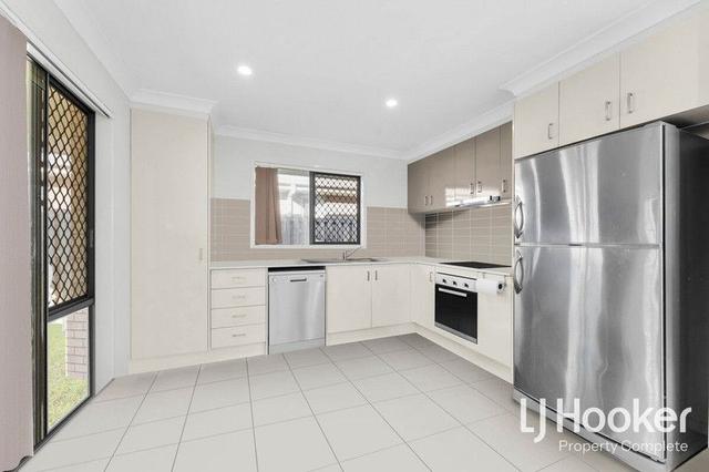 18 Cambridge Circuit, QLD 4207