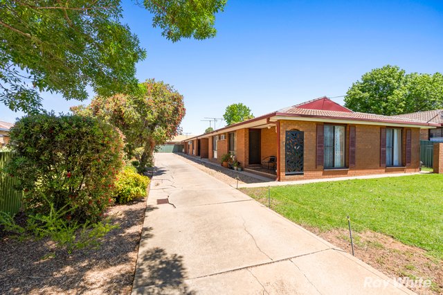 3/8 Kokoda Street, NSW 2650