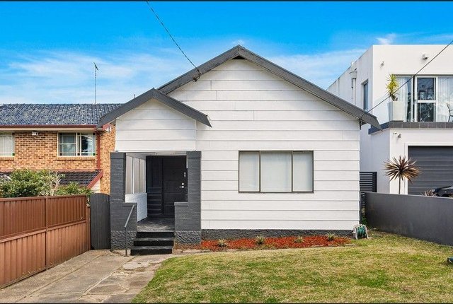 8 Endeavour  Street, NSW 2219