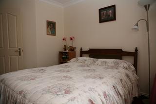 Bedroom 2 (2011-12-07)