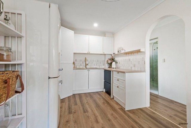 8/10 Nalla Court, QLD 4221