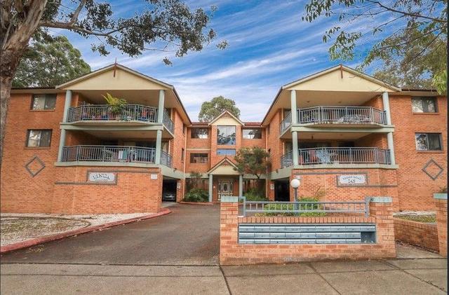 17/245 Targo Road, NSW 2146