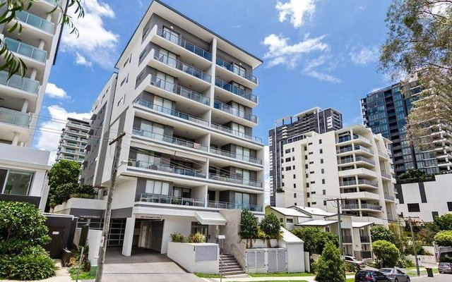 603/25 Walsh Street, QLD 4064