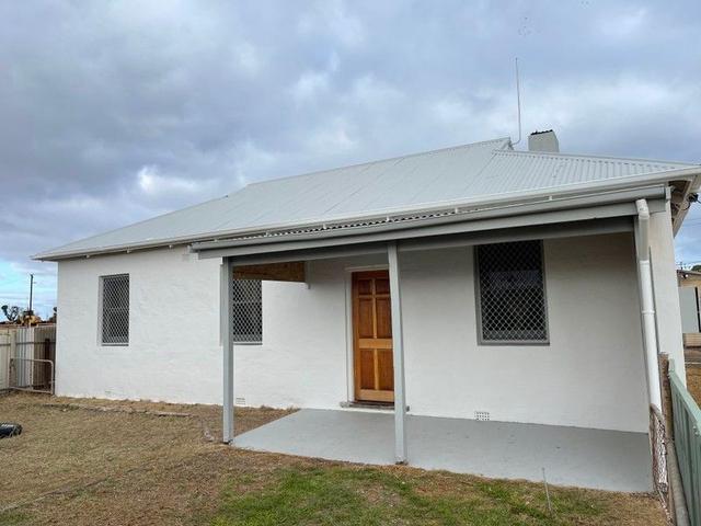 24 Railway  Terrace, SA 5690