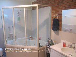 Bathroom (2011-07-08)