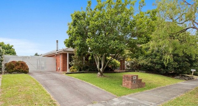 19 Toolimerin Avenue, VIC 3153