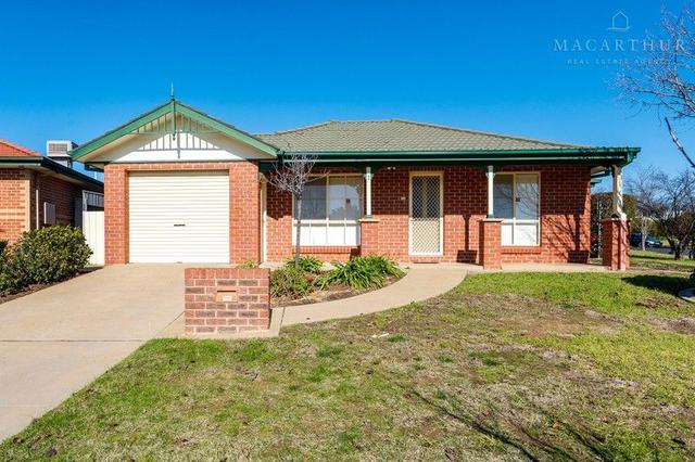 1/4 Nunkeri Street, NSW 2650