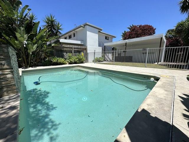 2/83 Mountain View, QLD 4220