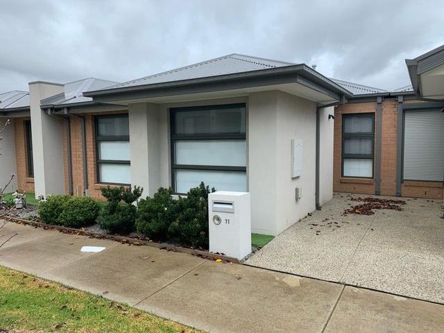 11 Supplejack Walk, VIC 3977
