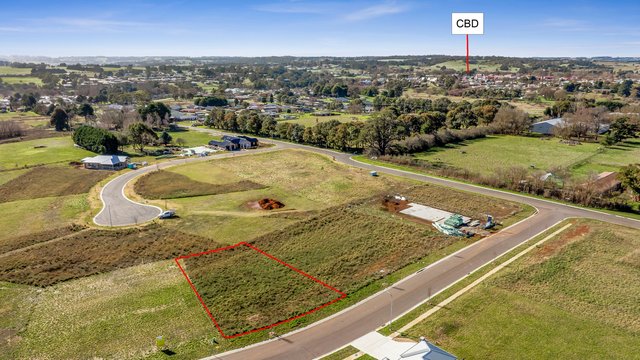 9 Nicholson Circuit, NSW 2583
