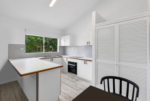 8/18-20 Rose Street, QLD 4870