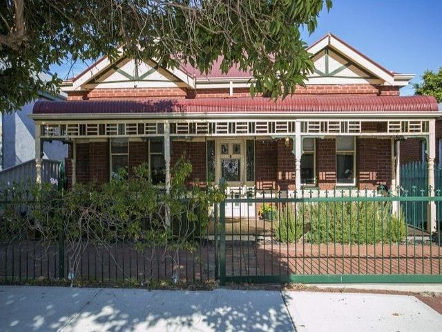 103 Grosvenor Road, WA 6050