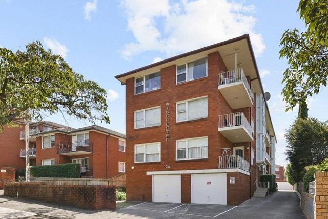 8/20 Orpington Street, NSW 2131