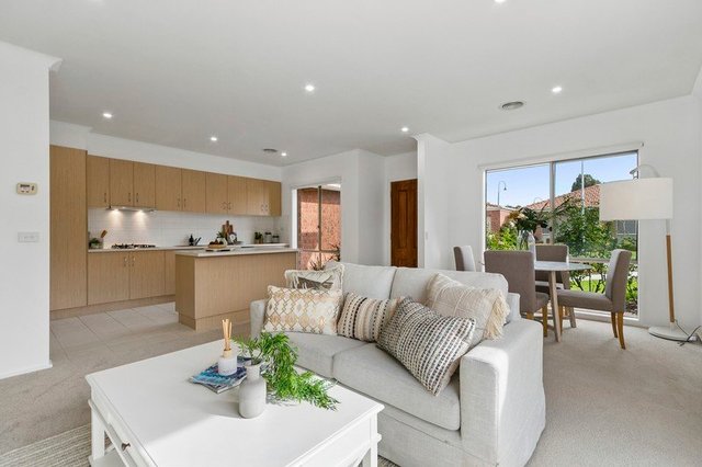 15/2 Rochester Parade, VIC 3977