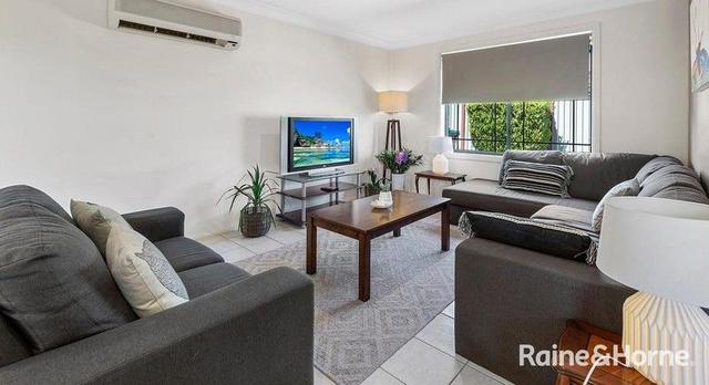 2/14 Sherwood St, NSW 2212
