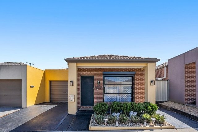 8/40 McCubbin Way, VIC 3023