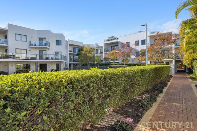 25/25 Melville Parade, WA 6151