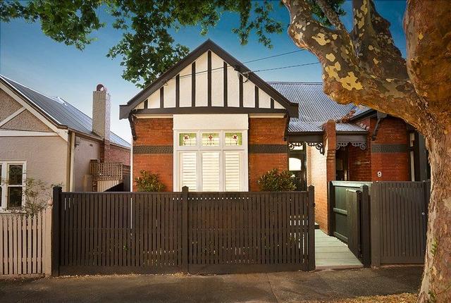 7 Larnook Street, VIC 3181