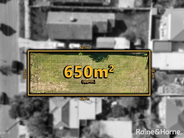 34 Cowper Avenue, VIC 3021