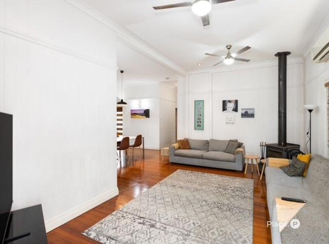 35 Barrack Road, QLD 4170