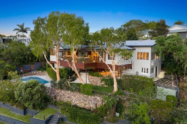 3 Long Street West, QLD 4075