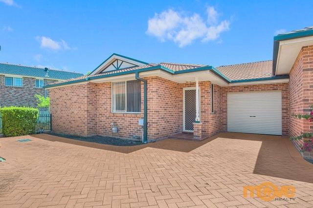 5/72 Ballandella Road, NSW 2146