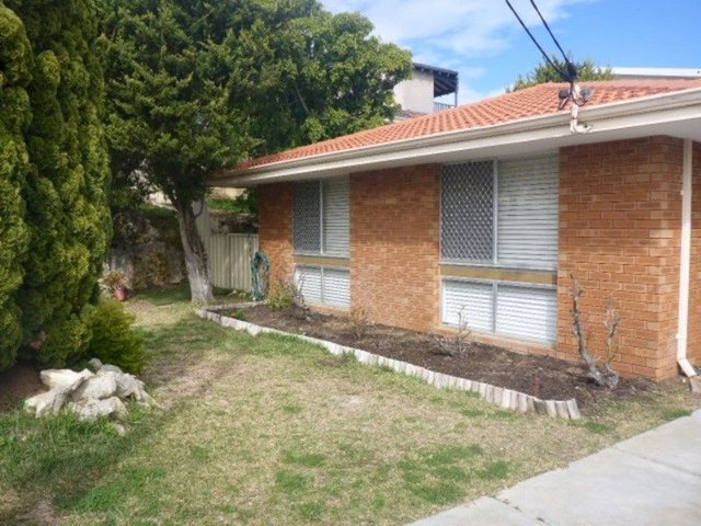 10A Cowper Road, WA 6020