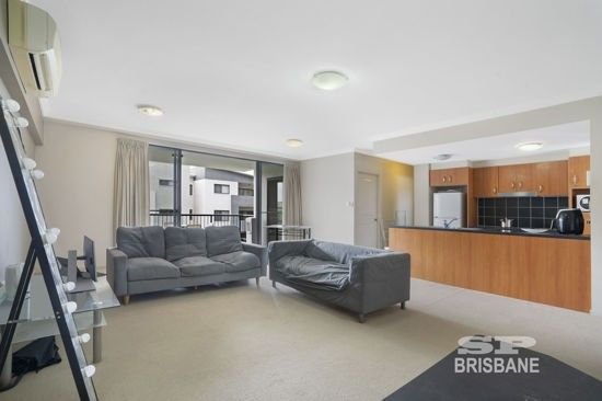 8 Archer Street, QLD 4122