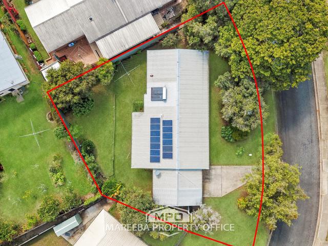 8 Jamieson Street, QLD 4880