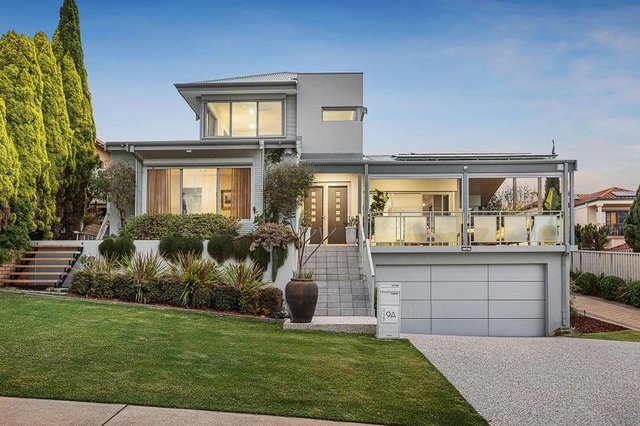 9A Sulman Avenue, WA 6152