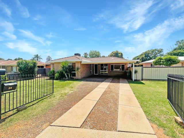 24 Davidson Drive, NSW 2830