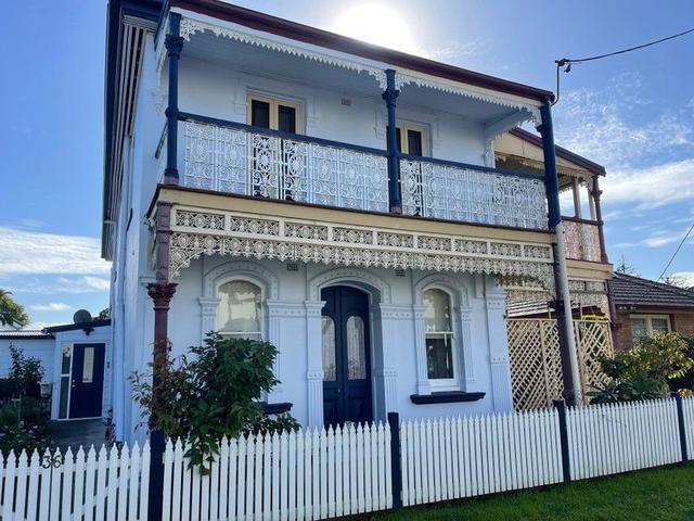 2/36 William Street, NSW 2330