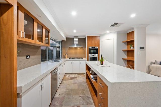 27 Klem Avenue, WA 6152