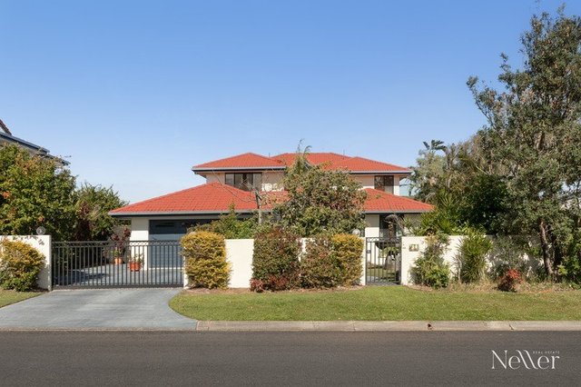 13 Wavecrest Drive, QLD 4567