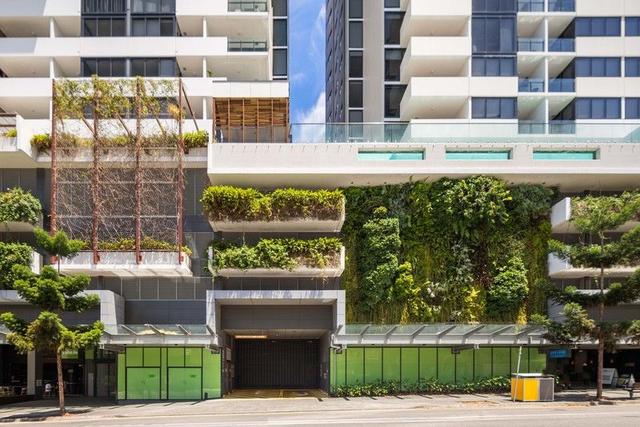 22605/28 Merivale Street, QLD 4101