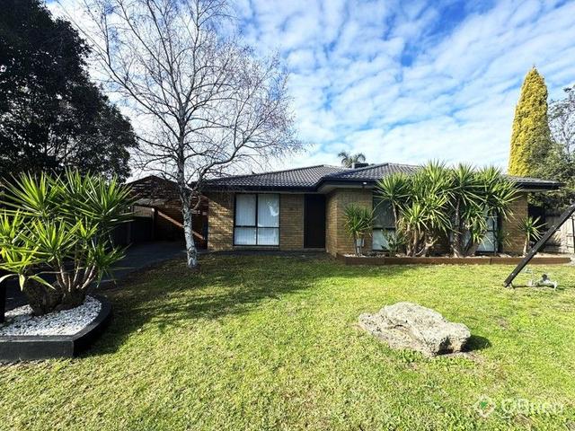 35 Broome Crescent, VIC 3977