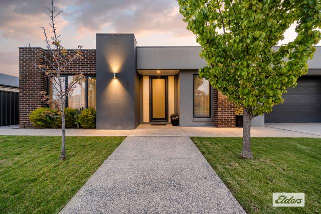 43 Riverside Boulevard, VIC 3691