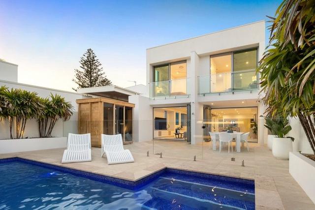 12 Alfred Street, QLD 4218
