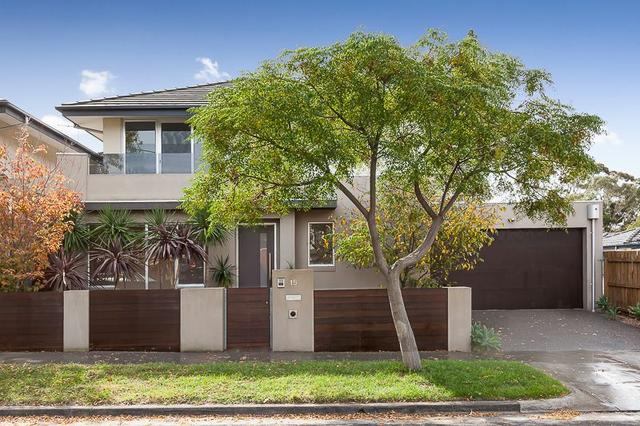 15 Beddoe Avenue, VIC 3187