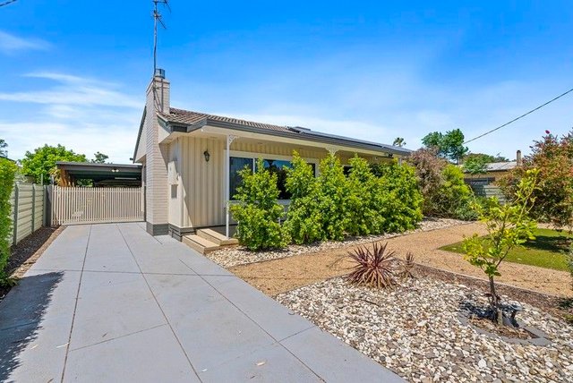 19 Robertson  Street, VIC 3638