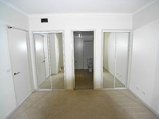 Bedroom (2010-08-19)