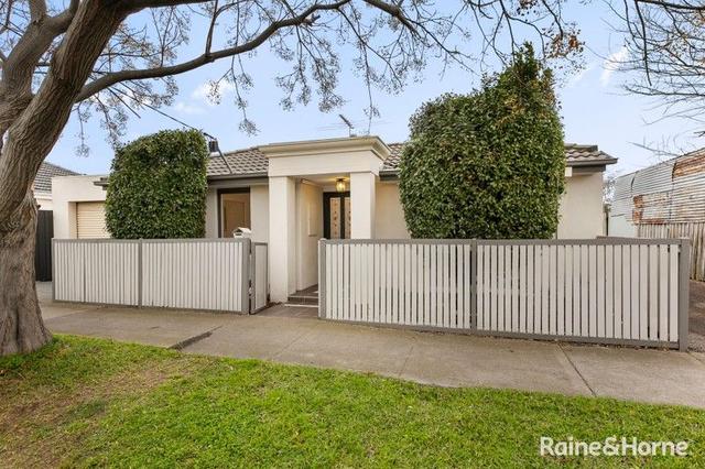 10 Bizana St, VIC 3012
