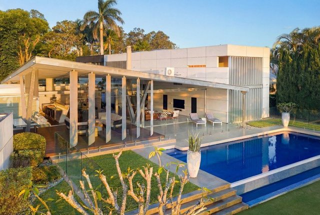 305 Monaco Street, QLD 4218
