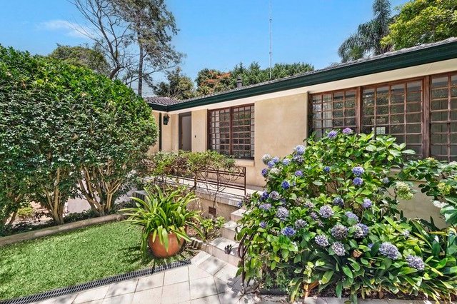 10 Centenary Avenue, NSW 2110