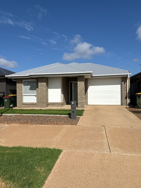 10 Christopher Way, SA 5116