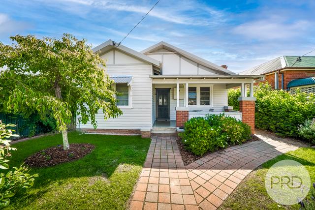 8 Bolton Street, NSW 2650